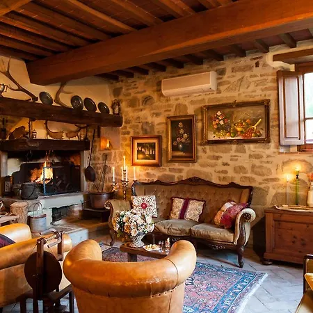 Farm stay Azienda Agricola Il Pozzo Capolona
